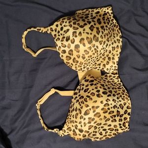 Cacique Bra Size 42DDD /  42F